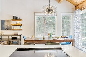 Maxwell by Avantstay 15min to Village Slopes