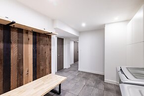 Maxwell by Avantstay 15min to Village Slopes