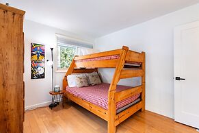 Maxwell by Avantstay 15min to Village Slopes