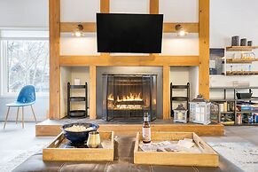 Maxwell by Avantstay 15min to Village Slopes