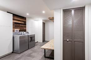 Maxwell by Avantstay 15min to Village Slopes