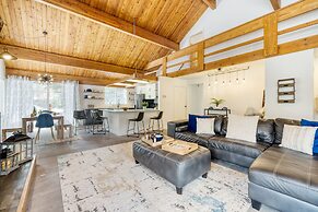 Maxwell by Avantstay 15min to Village Slopes