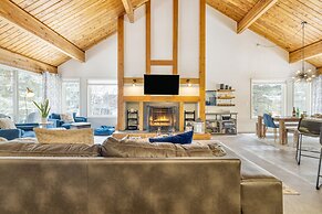 Maxwell by Avantstay 15min to Village Slopes