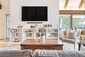 Malvasia by Avantstay Luxe Wine Country Retreat