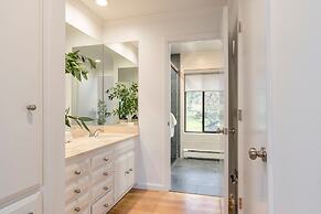 Malvasia by Avantstay Luxe Wine Country Retreat