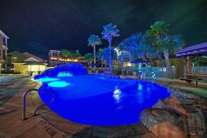 Tranquil Tides by Avantstay 5 Minutes to Beach