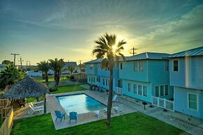 Seahorse Cove by Avantstay Pool Access by Beach