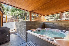 Bearpaw by Avantstay Hot Tub 10 Min to Lake