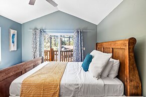 Bearpaw by Avantstay Hot Tub 10 Min to Lake