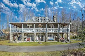 Mountain Hollow Estate by Avantstay Great Views