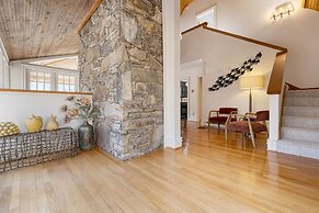 Mountain Hollow Estate by Avantstay Great Views