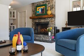 Mountain Hollow Estate by Avantstay Great Views