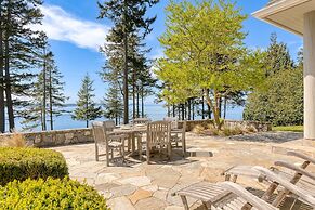 Goldilocks by Avantstay Luxury Waterfront Home