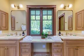 Goldilocks by Avantstay Luxury Waterfront Home