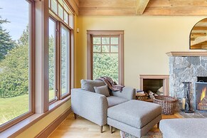 Goldilocks by Avantstay Luxury Waterfront Home