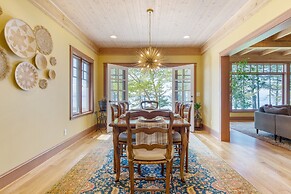 Goldilocks by Avantstay Luxury Waterfront Home