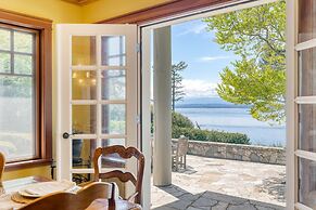 Goldilocks by Avantstay Luxury Waterfront Home