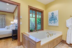 Goldilocks by Avantstay Luxury Waterfront Home