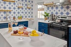 Fable by Avantstay 2 Unique Spaces w Bowling Hot Tub Fire Pit Large Ya