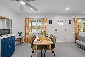 Fable by Avantstay 2 Unique Spaces w Bowling Hot Tub Fire Pit Large Ya