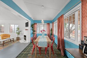 Fable by Avantstay 2 Unique Spaces w Bowling Hot Tub Fire Pit Large Ya