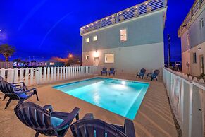 Lost Shaker of Salt by Avantstay Rooftop Pool