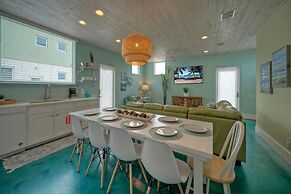 Lost Shaker of Salt by Avantstay Rooftop Pool