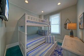 Lost Shaker of Salt by Avantstay Rooftop Pool