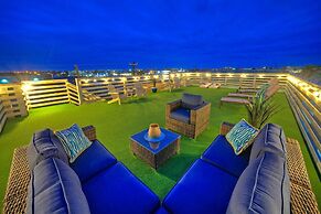 Lost Shaker of Salt by Avantstay Rooftop Pool