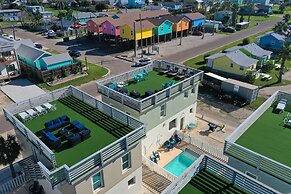 Seaside Lookout by Avantstay Port A Views