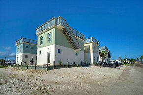 Seaside Lookout by Avantstay Port A Views