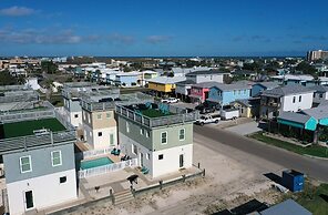 Seaside Lookout by Avantstay Port A Views