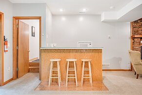 Twin Creeks Lodge by Avantstay 33 Acre Retreat