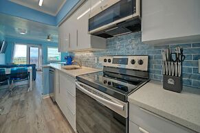 Bubbly Blew by Avantstay Beachfront Condo View