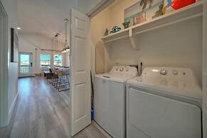 Alright Alright Alright by Avantstay Pool