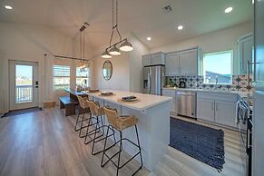 Alright Alright Alright by Avantstay Pool