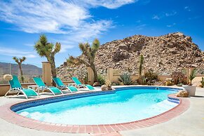 Desert Shadows by Avantstay Breathtaking Views Pool