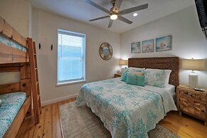 Daiquiri Daze by Avantstay Beach Fishing Pool