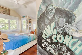 Midnight Cowboy by Avantstay 3 Artistic Spaces