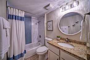 Stay Palm by Avantstay Beach Access Balcony