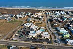 Stay Palm by Avantstay Beach Access Balcony
