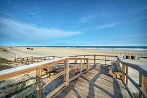 Stay Palm by Avantstay Beach Access Balcony