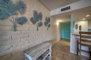 Stay Palm by Avantstay Beach Access Balcony