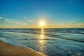 Summer Love by Avantstay Ocean View Pickleball