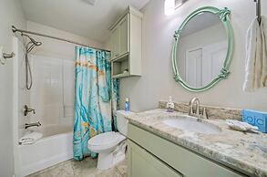 Reel Life Dreams by Avantstay Pool Near Beach