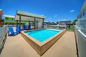 Reel Life Dreams by Avantstay Pool Near Beach