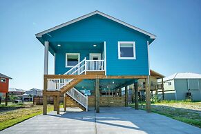 Blutopia by Avantstay Outdoor Lounge w Bar