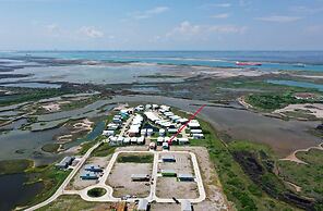 Blutopia by Avantstay Outdoor Lounge w Bar