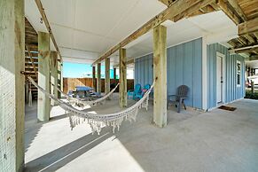 Palm House by Avantstay Pool Game Room Patio