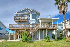 Palm House by Avantstay Pool Game Room Patio